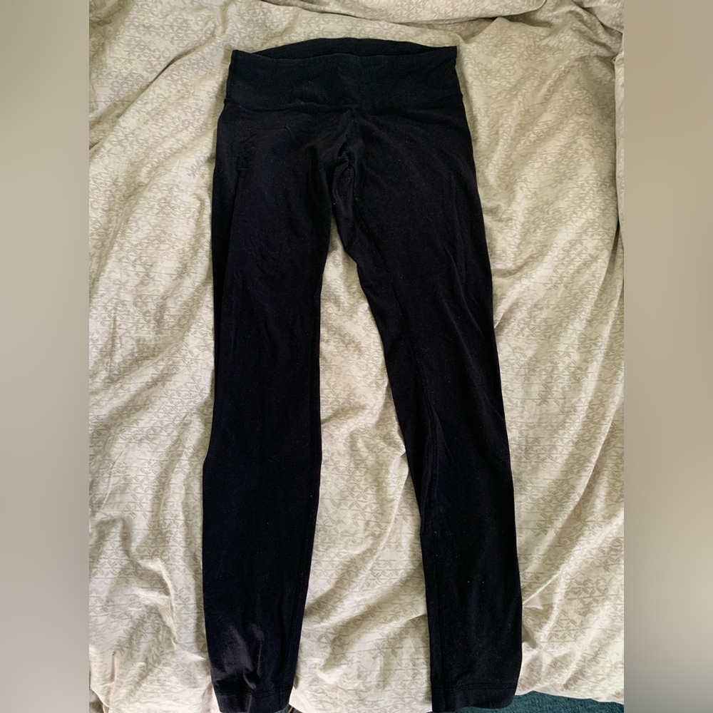 Lululemon Black high rise yoga pants, full length